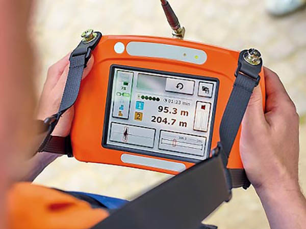 Capteurs de corrélation acoustique sur une canalisation